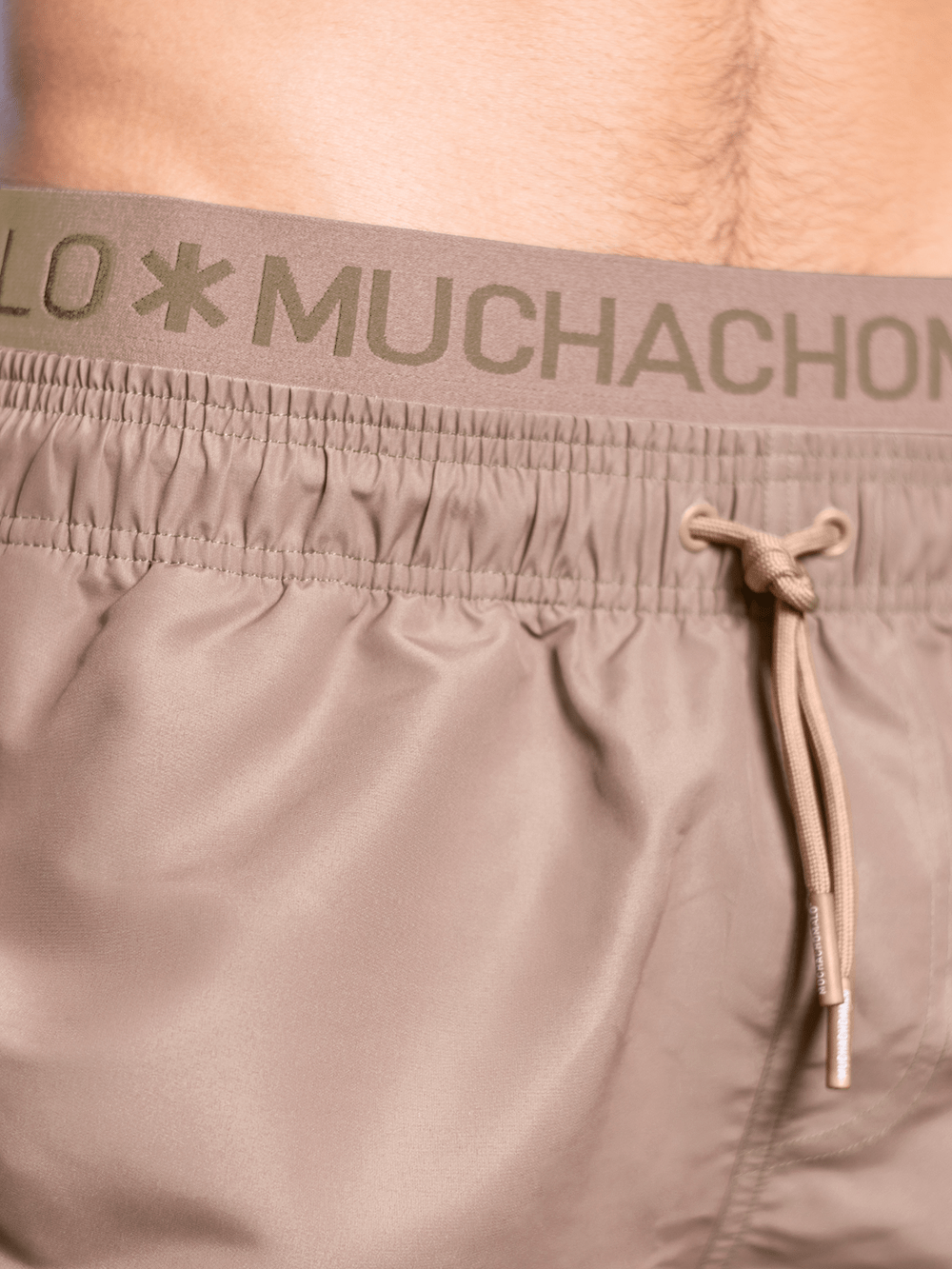 Heren Zwembroek Bruin + Gratis Microfiber boxershort